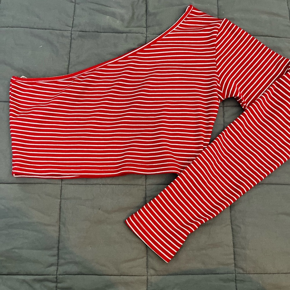 Red & white striped one sleeve top